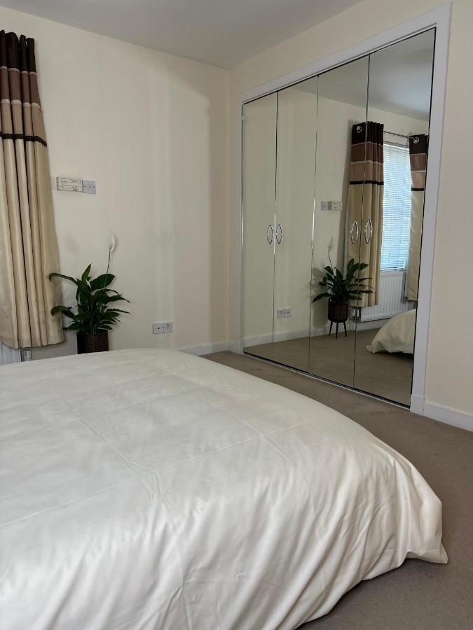 2 Bed City Centre Executive Apartment アバディーン エクステリア 写真